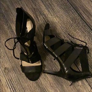 7.5 Nine West lace Up Heels
